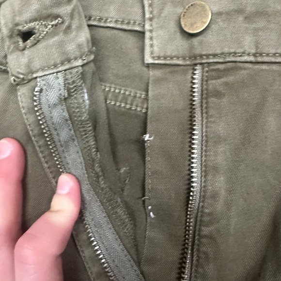 DL1961 womens Freja-jumpsuit in Larimore (army green) - Picture 4 of 7